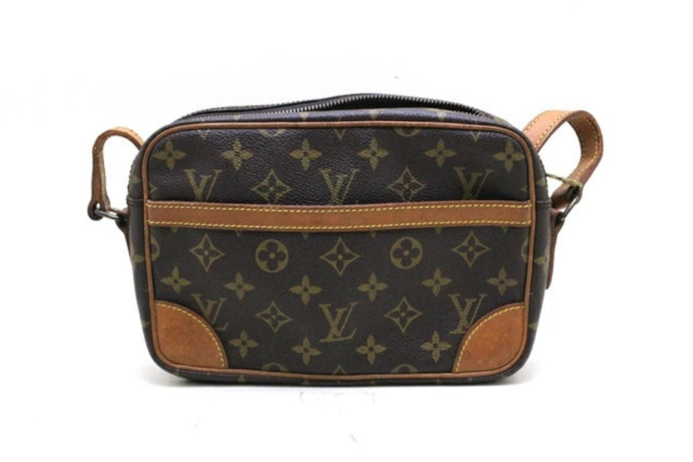 LOUIS VUITTON Shoulder Bag Trocadero Monogram